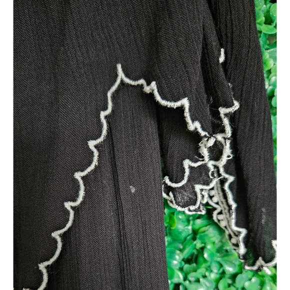 O'Neill Romper - Picture 7 of 7